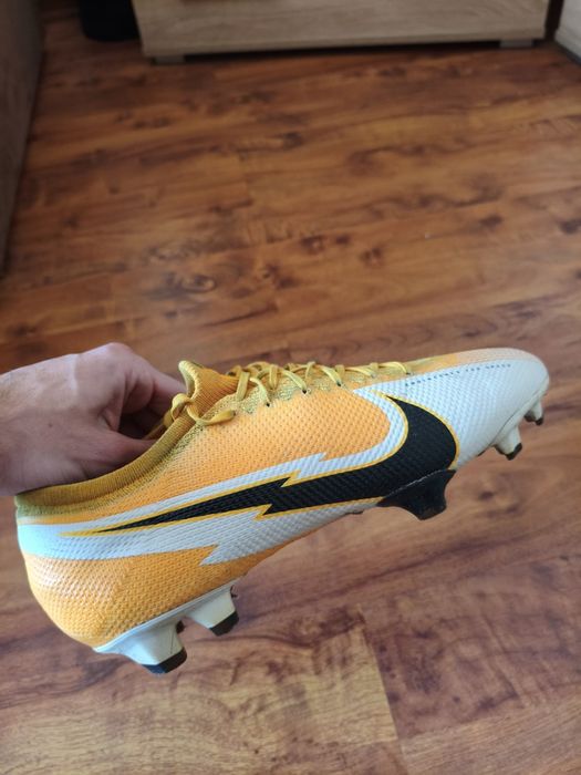 Nike mercurial vapor 13. Rozmiar 43