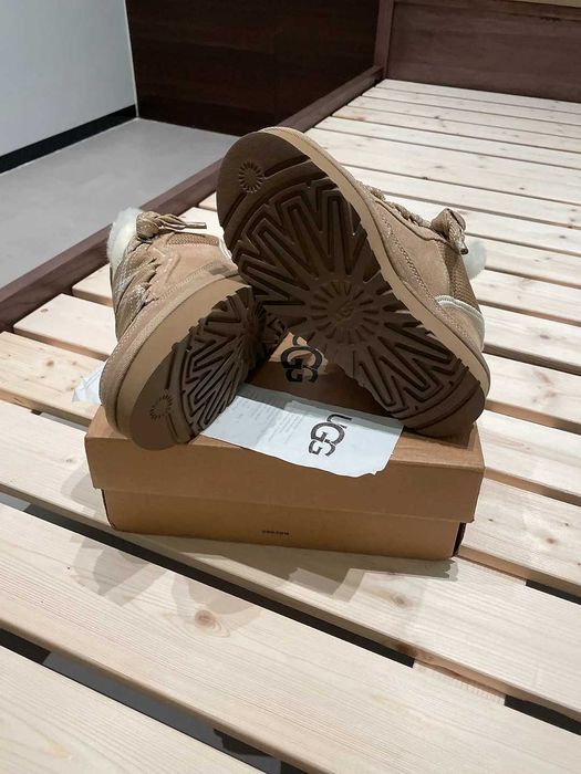 UGG Lowmel Sand R.39