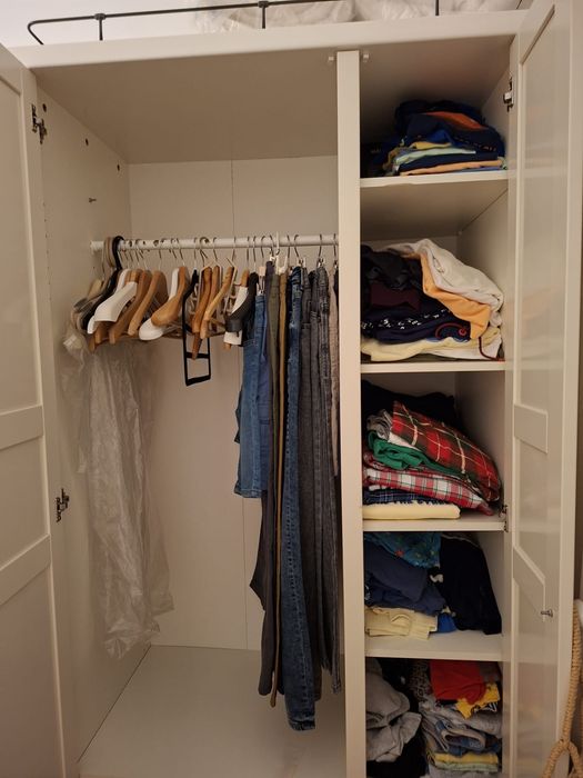 Armário roupeiro branco