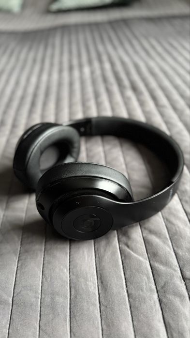 Beats by Dr. Dre Studio 2