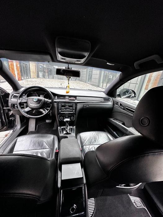 Skoda Superb 2 ()
