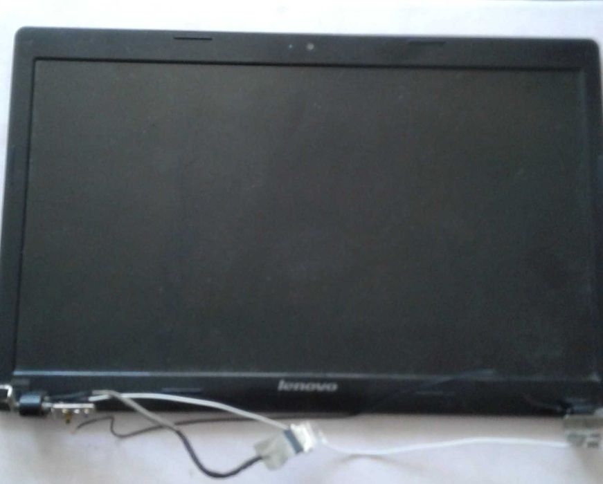 Два ноутбука на запчасти.