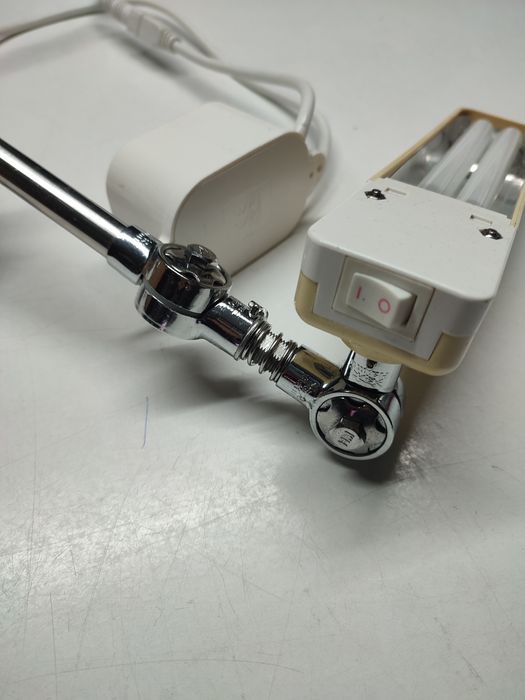 Candeeiro para máquina de costura