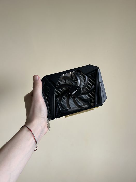 Топ! GTX 1650 Super 4Gb Gddr6 PNY Відеокарта в хорошому стані (тести)