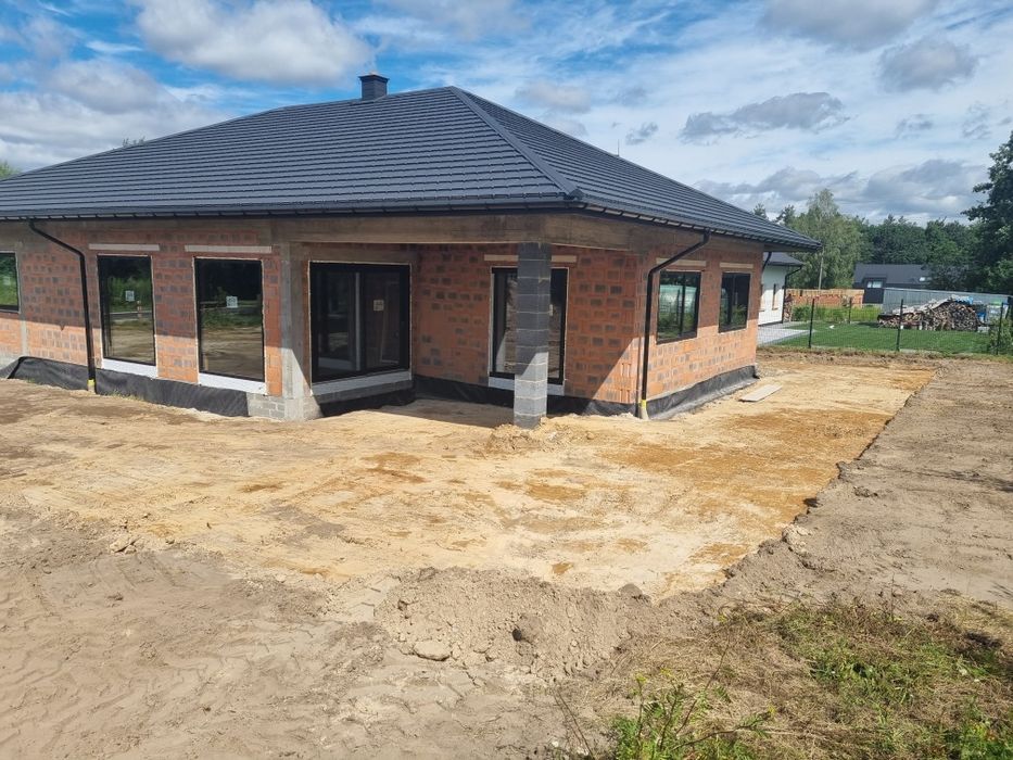 Budowa domów, usługi budowlane