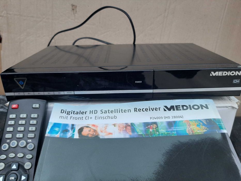 Тюнер супутниковий Medion MD 28004