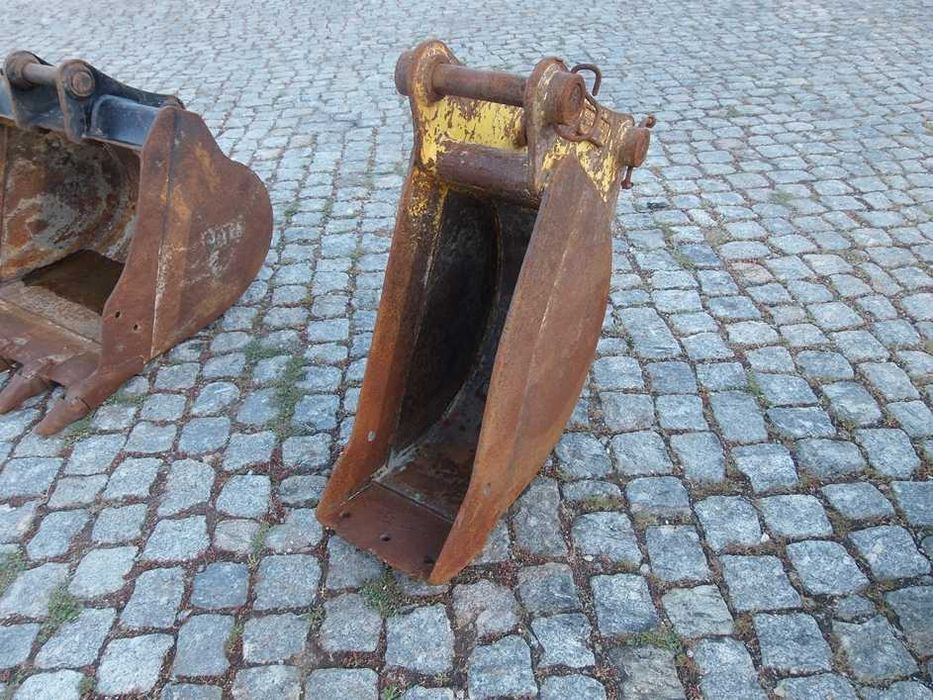 Balde Escavadora Giratória Ø 45 / 300 / 5-7,5 t