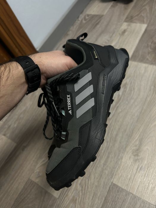 Adidas Terrex Gore-tex