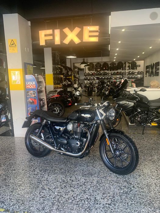 Triumph Bonneville Street Twin 900 Irrepreensível Nacional 11.873 Kms