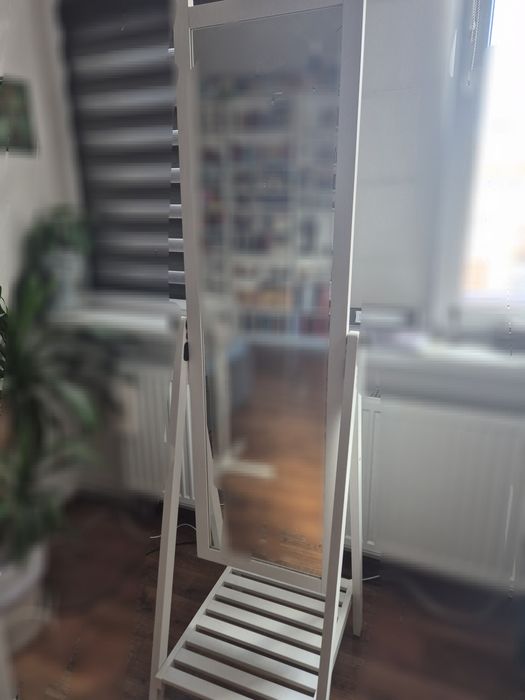 lustro ikea stojące