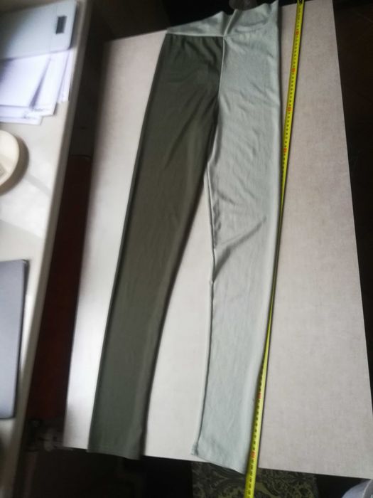 Prążkówe legginsy/ mint & chaki/ S