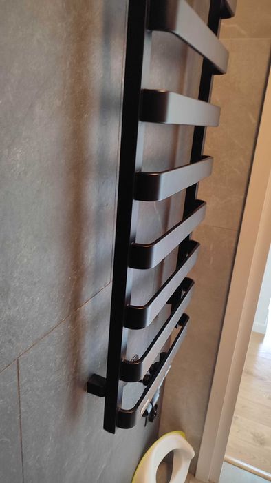 Grzejnik łazienkowy EXELENT czarny, 110x50 cm