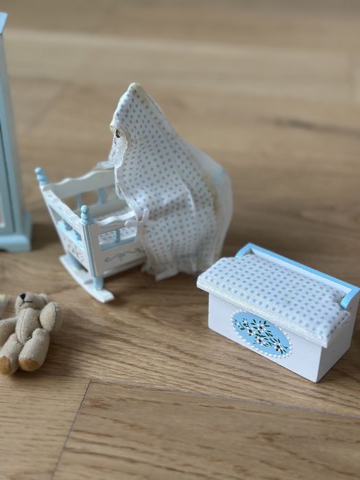 Mobília em miniatura para casa de bonecas da Dollhouse Collectors