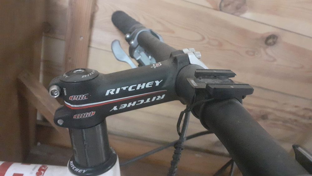 KTM Strada LC em carbono