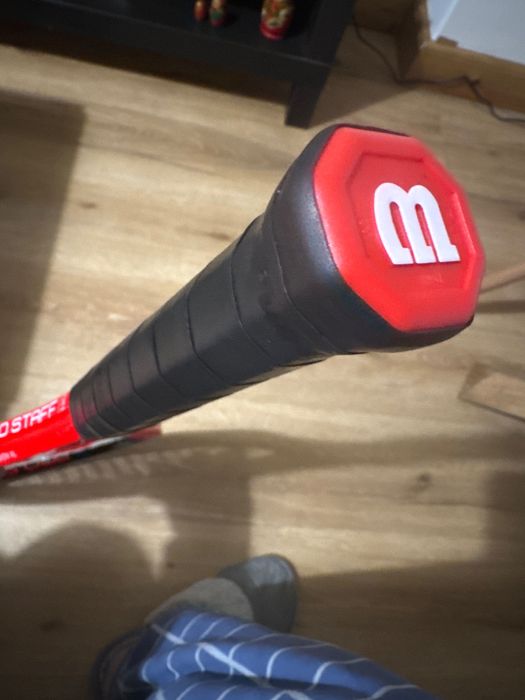 Raquete de tênis Wilson + capa Babolat + munhequeira