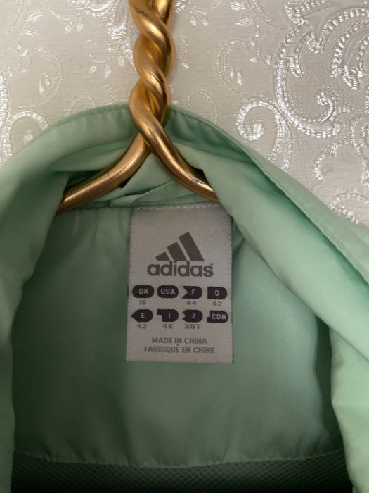 Спортивный костюм адидас.женский