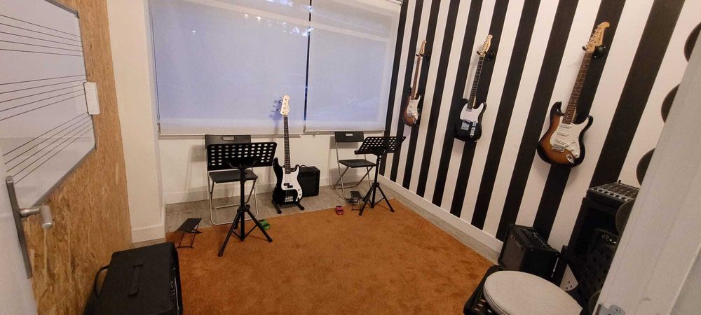 Established music acadamy tresspass