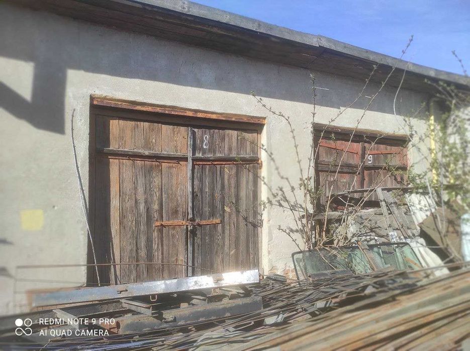 Приміщення гаражів - с-ще Черняхів, Житомирська обл.