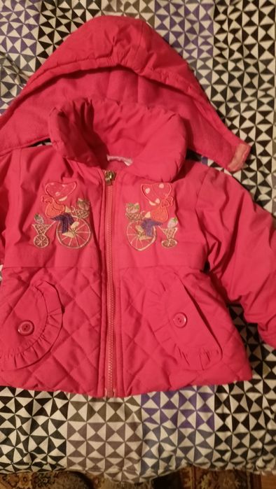 Віддам дитячу куртку