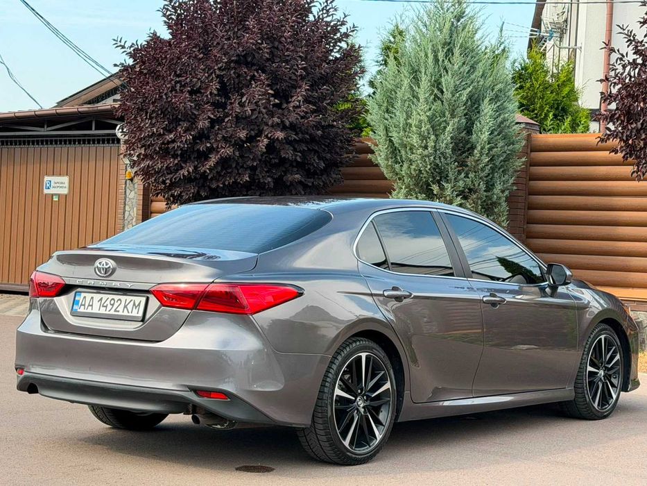 Toyota Camry 2017