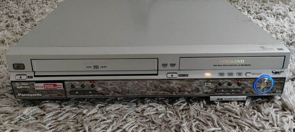 Magnetowid Nagrywarka Vhs Dvd SD Hdd 200GB Panasonic DMR-EH80V Hi-Fi STEREO 6 głowic