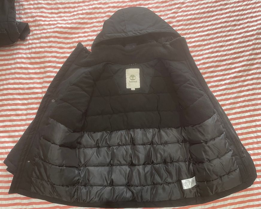 Casaco parka de criança TIMBERLAND em excelente estado.