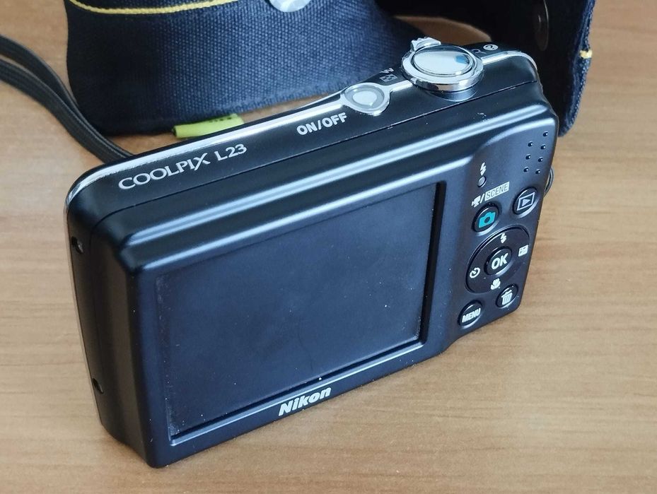 Nikon Coolpix L23 - Máquina Fotográfica Digital
