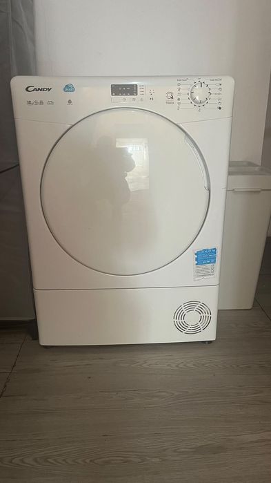 Máquina de secar roupa