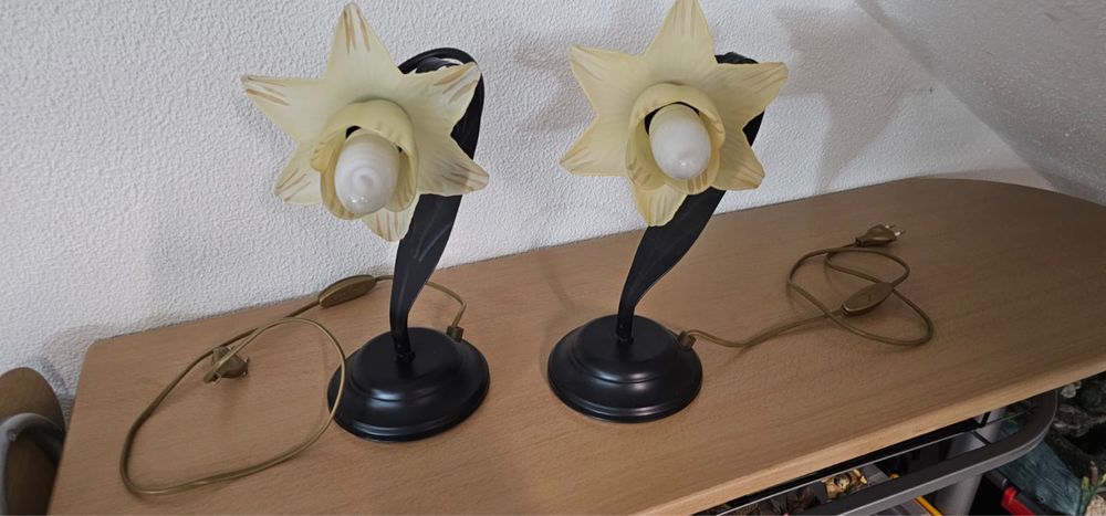 Candeeiros   com copas de vidro