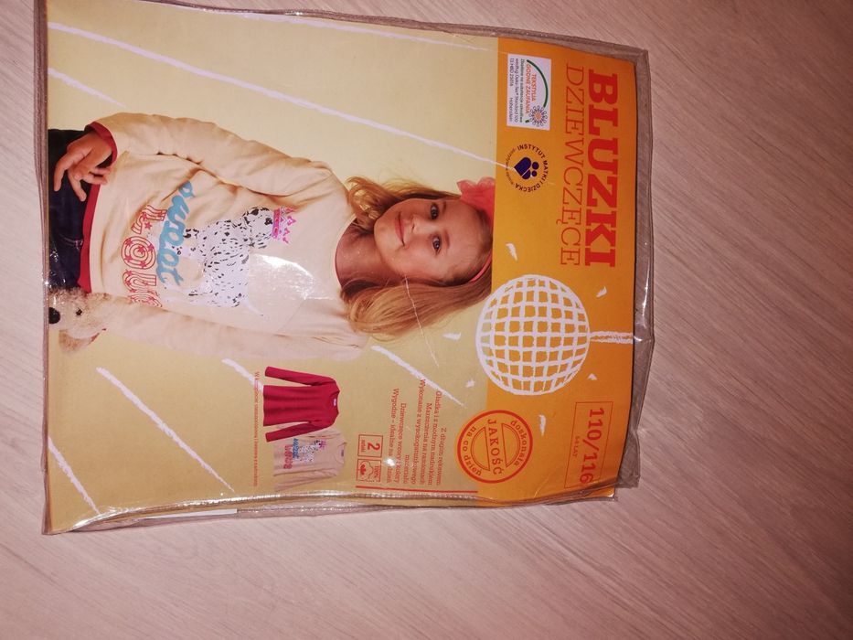 Bluzki dziewczęce nowe 110/116