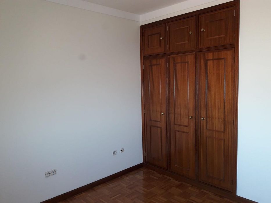 Alugo Apartamento t3 no centro de Oliveira de Azemeis