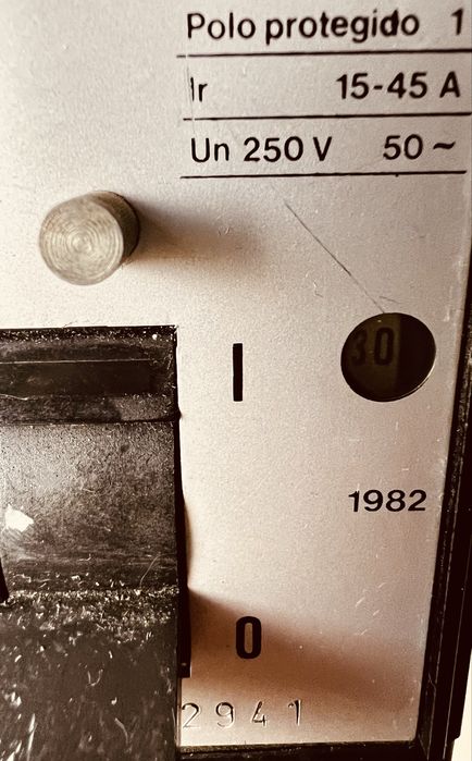Disjuntor diferencial de 1982