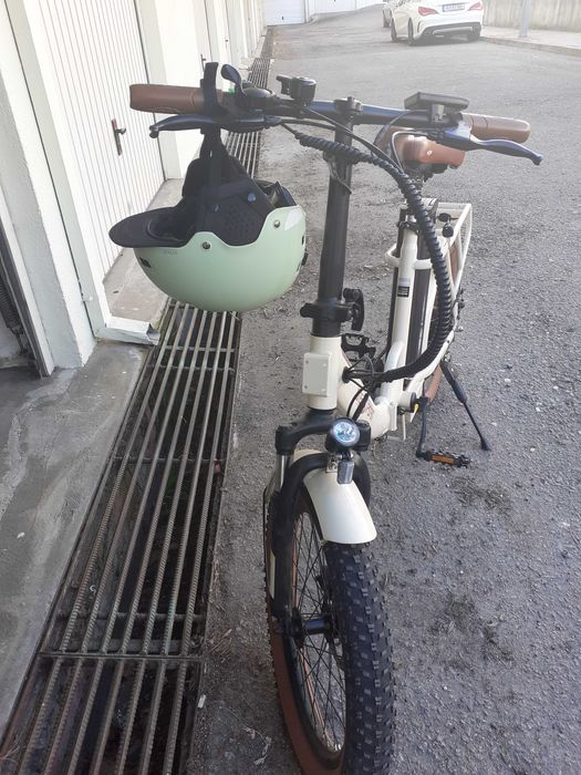 Bicicleta eléctrica, dobrável, de excelente qualidade