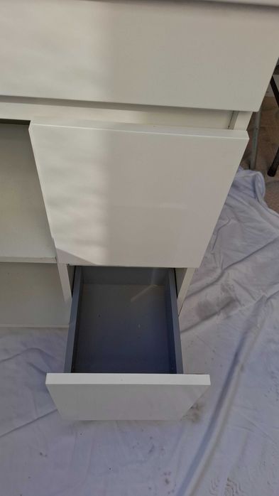 Móvel com misturadora inc.