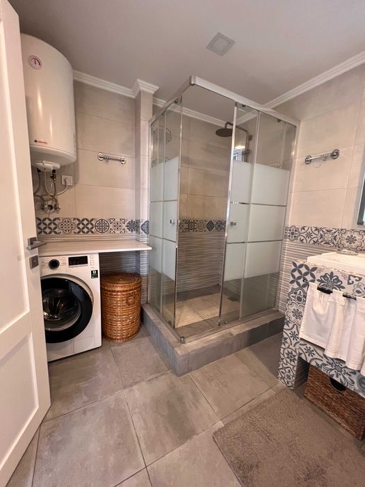 Оренда 2-кімнатної квартири з терасою на Петропавлівській Борщагівці