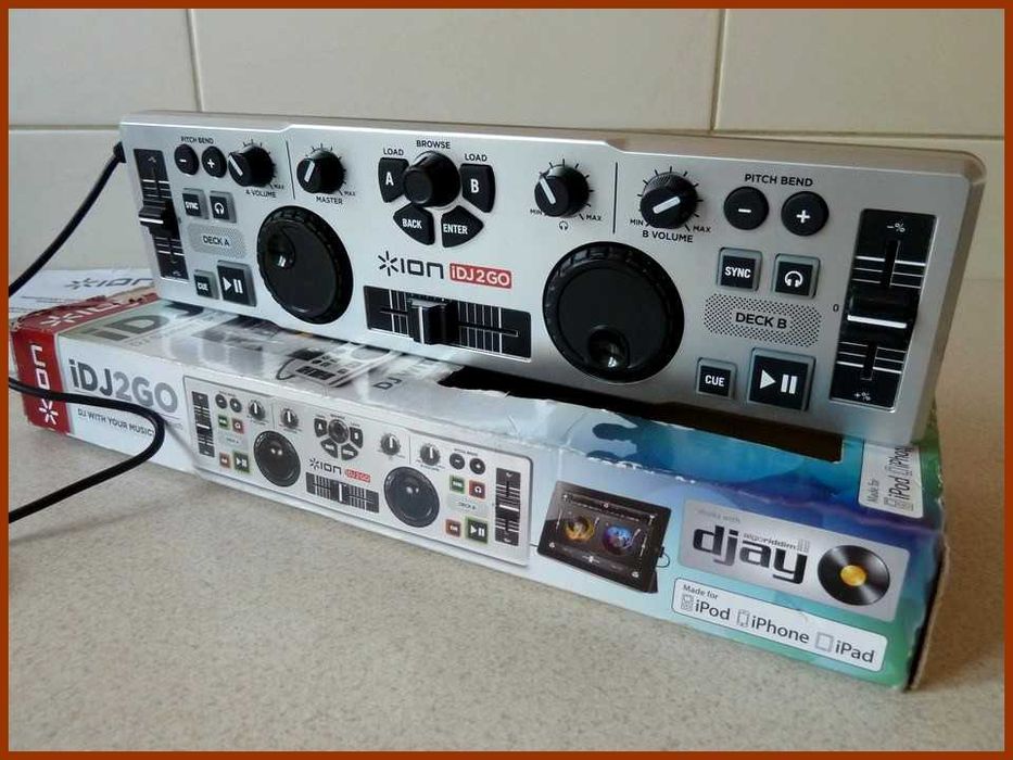 NOWY MIXER Muzyki pod smartphona - dla DJ-a.  iDJ2Go™System.
