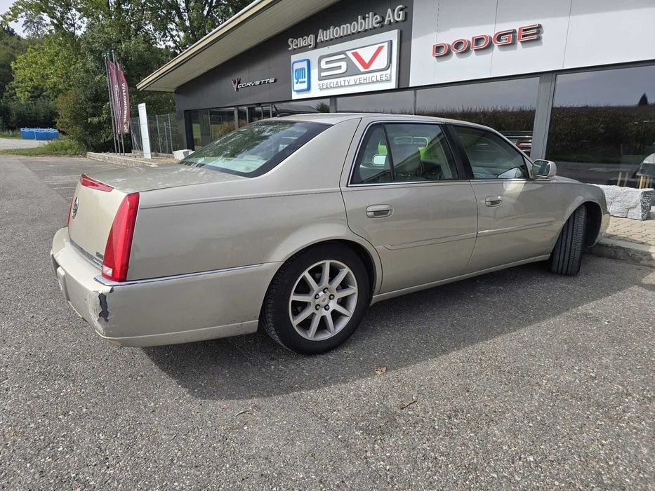 Cadillac DTS V8 4.6