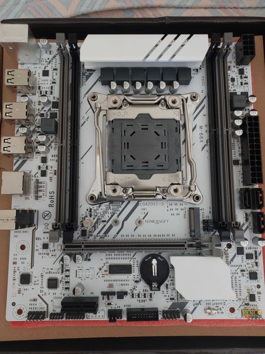 Motherboard X99 - LGA 2011-3 - DDR4 - NVME/NGFF - White/Branca