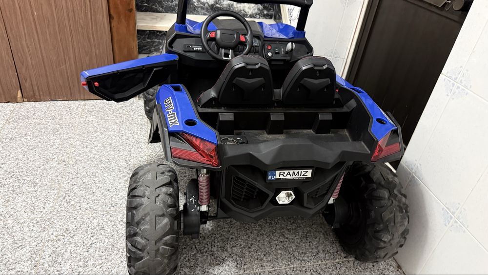 Carro infantil UTV-MX 4x4 com comando