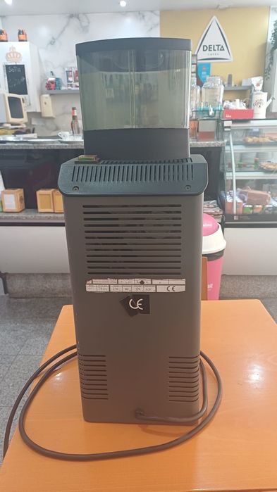 Moinho de café automático Azkoyen M01