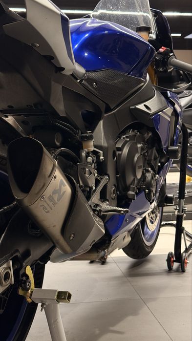 Yamaha YZF - R1 2017