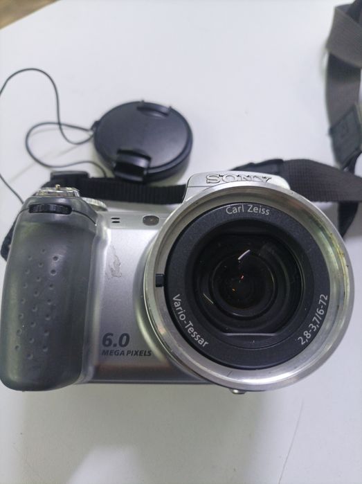 На запчасти работает фотографирует