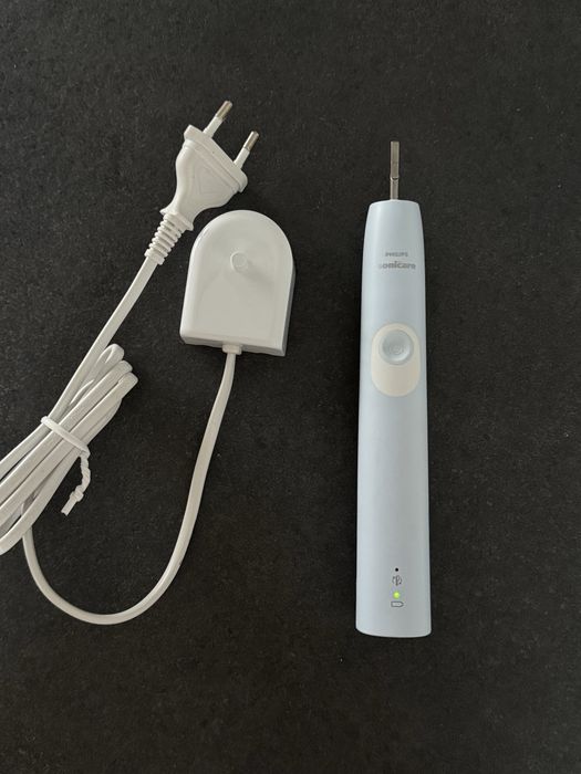Електрична зубна щітка Philips Sonicare