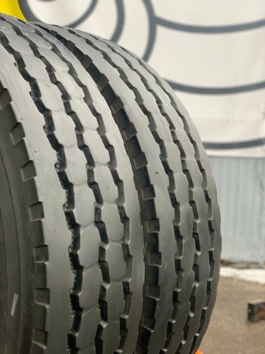 Шини вантажні 2шт 11 R22,5 Continental HSC1