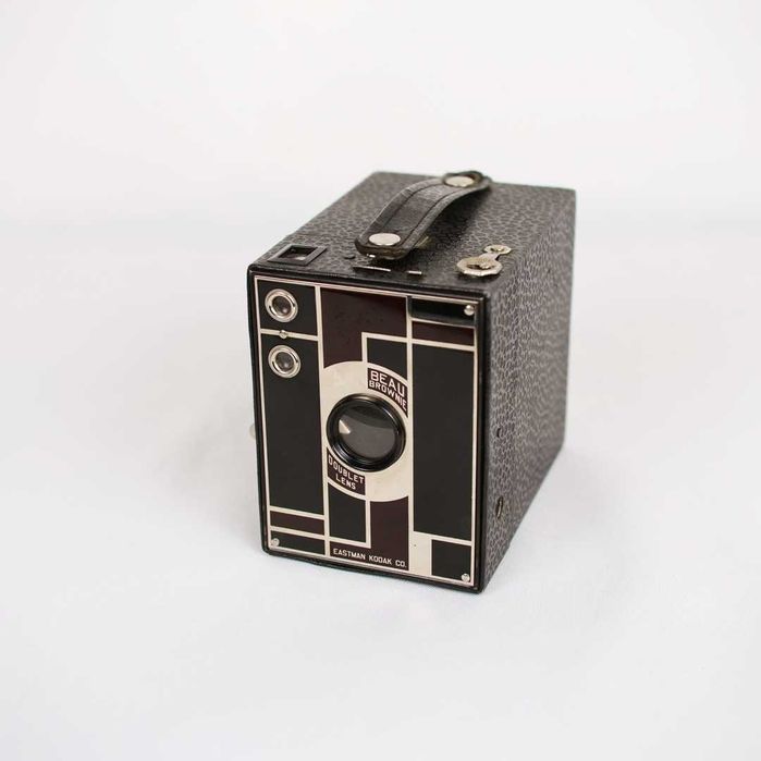 Máquina fotográfica Kodak Beau Brownie Nº2