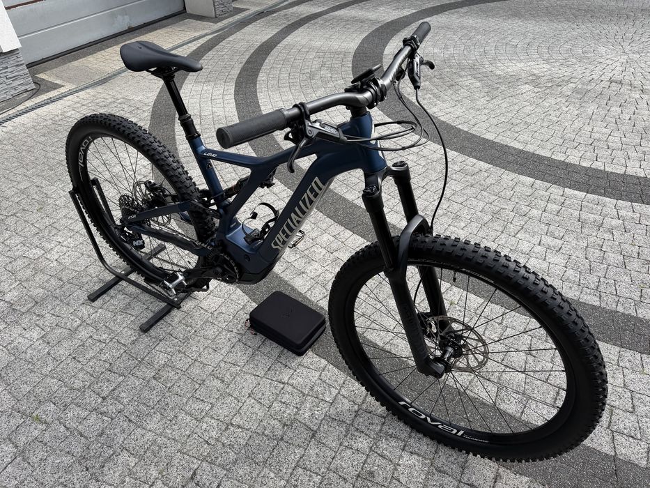 Specialized Turbo Levo FSR L  stan bardzo dobry 1245 km. bateria 100% ilość ładowań 21