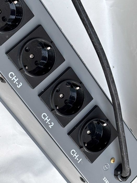 Showtec DJ Switch 6 canais