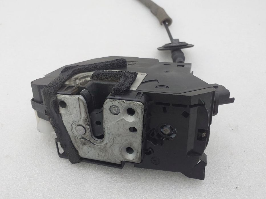 Fechadura / fecho porta frente esquerdo RENAULT Clio IV (BH_)