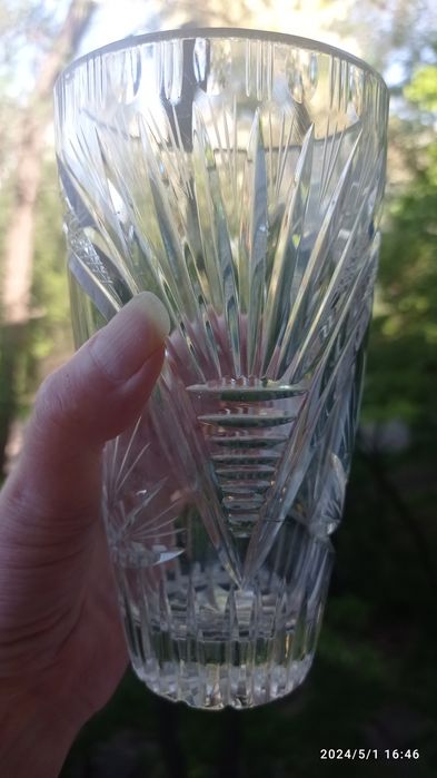 Бокалы набор чешские Ваза хрустальная и чешская красная