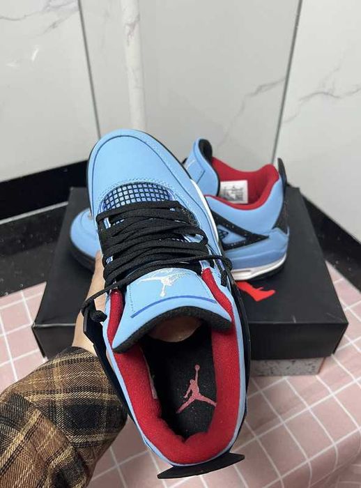 Jordan 4 Retro Travis Scott Cactus Jack R.40.5